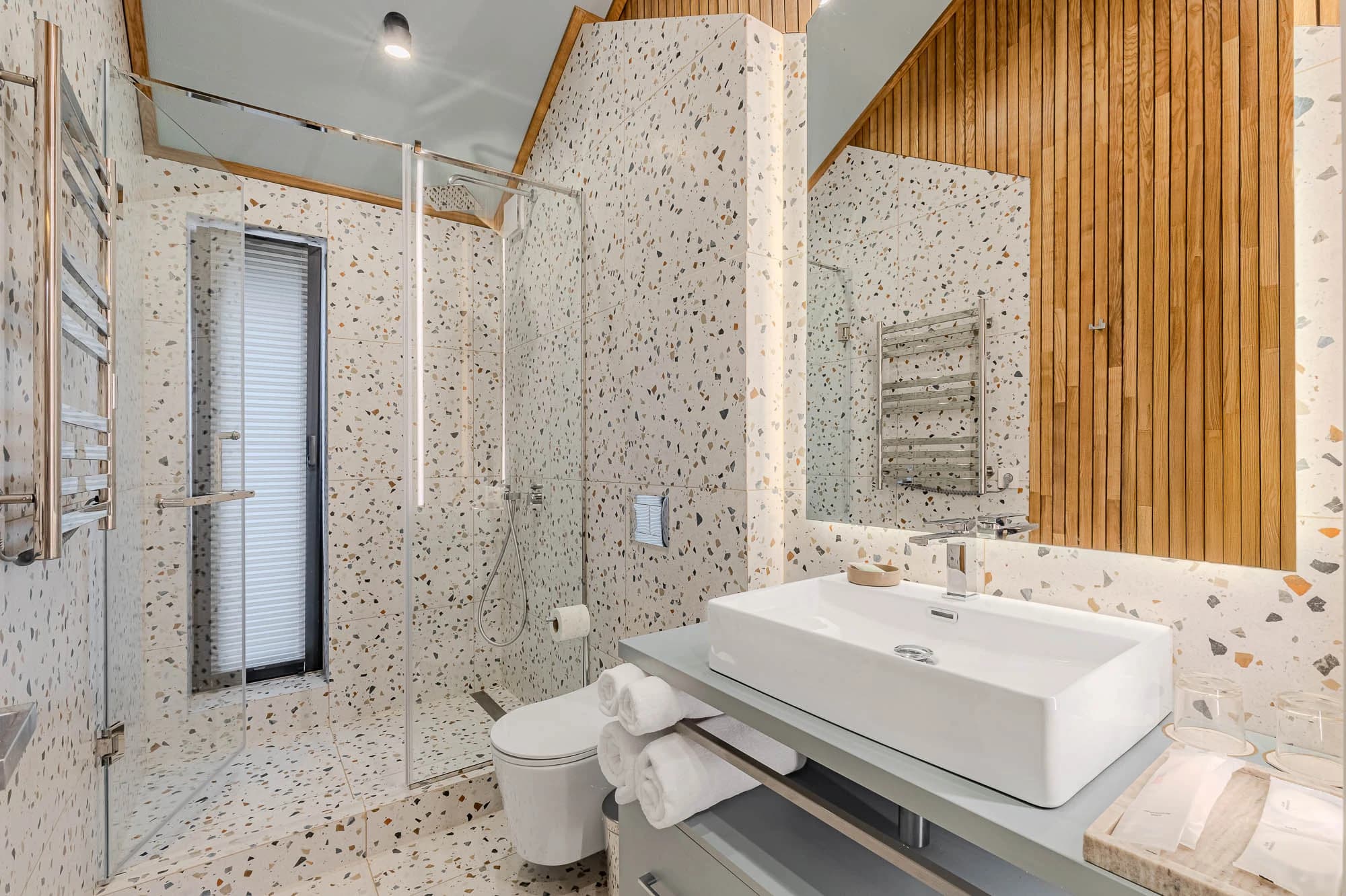 Shower cabin in the loggia