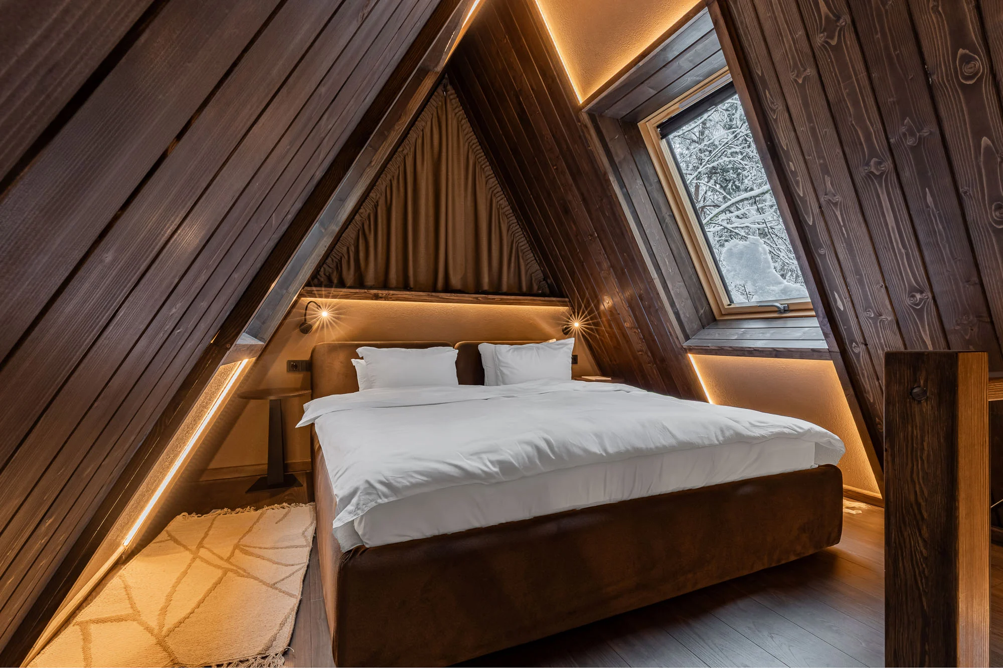 A-frame Forrest Duet bedroom