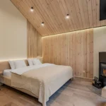 Лоджія всередині, ліжко